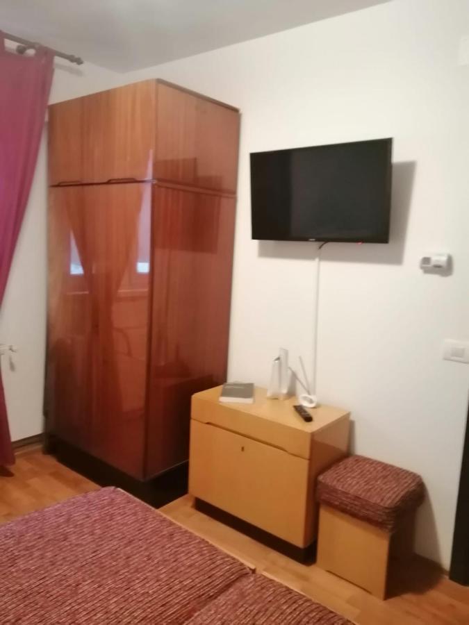 Apartment Valea Azugii อาซูกา ภายนอก รูปภาพ